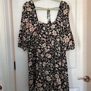 American Eagle Floral Dress (New)